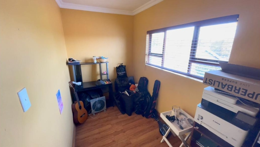 4 Bedroom Property for Sale in The Reeds Gauteng