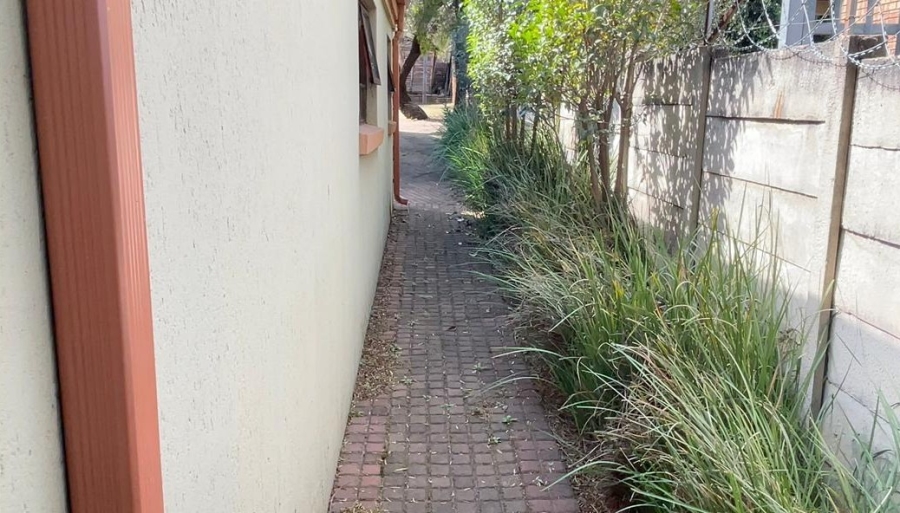 4 Bedroom Property for Sale in The Reeds Gauteng