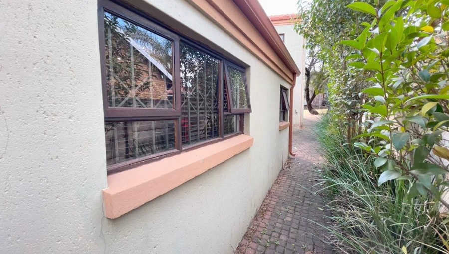 4 Bedroom Property for Sale in The Reeds Gauteng