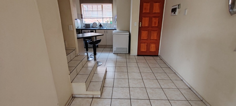 2 Bedroom Property for Sale in Crystal Park Gauteng