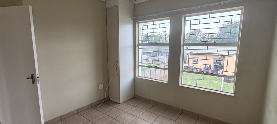 2 Bedroom Property for Sale in Terenure Gauteng
