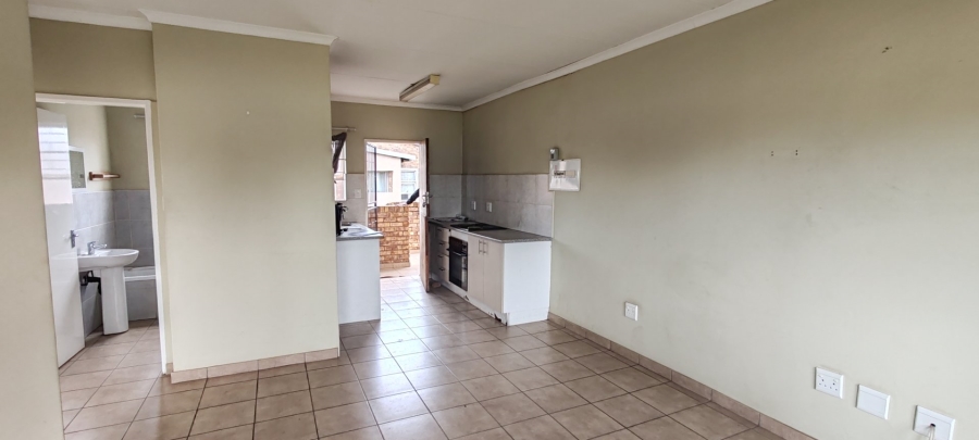 2 Bedroom Property for Sale in Terenure Gauteng