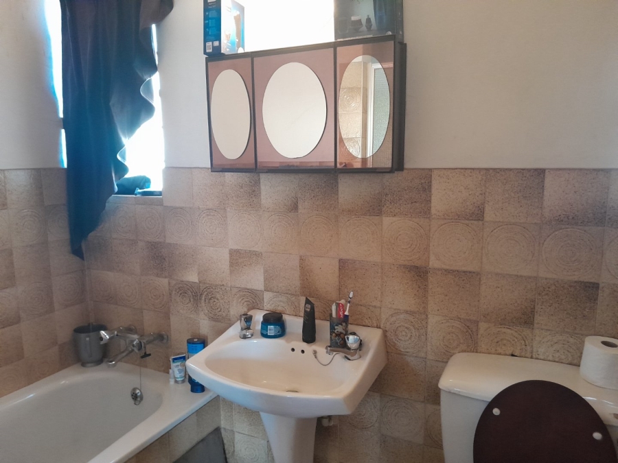 3 Bedroom Property for Sale in Simmerfield Gauteng