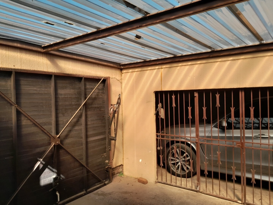 3 Bedroom Property for Sale in Simmerfield Gauteng