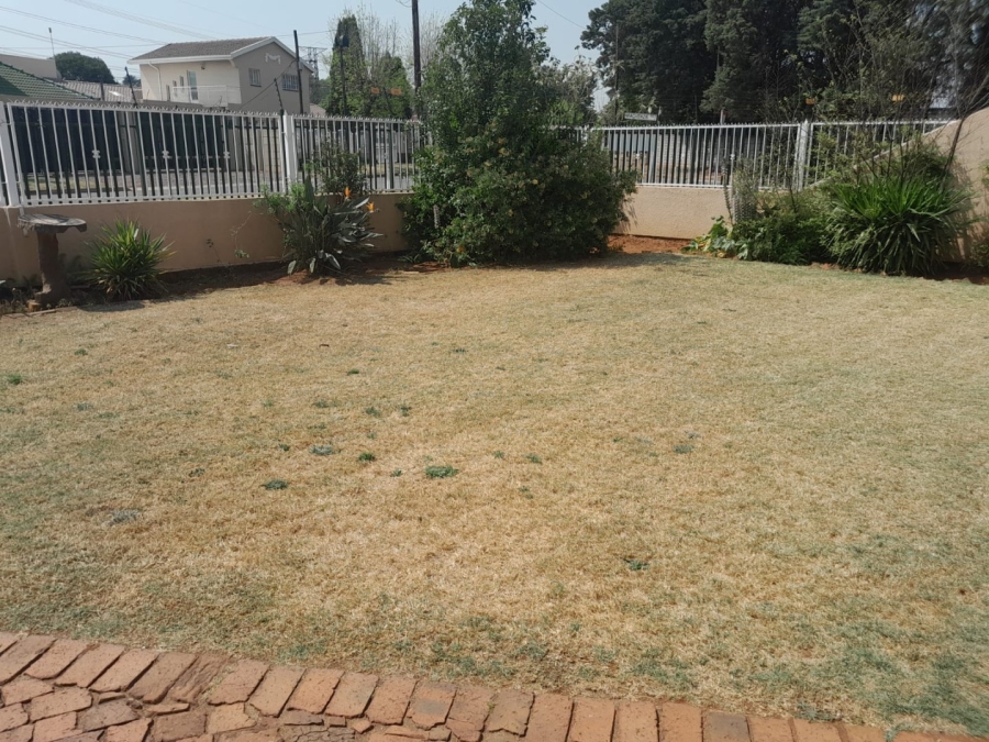 3 Bedroom Property for Sale in Simmerfield Gauteng