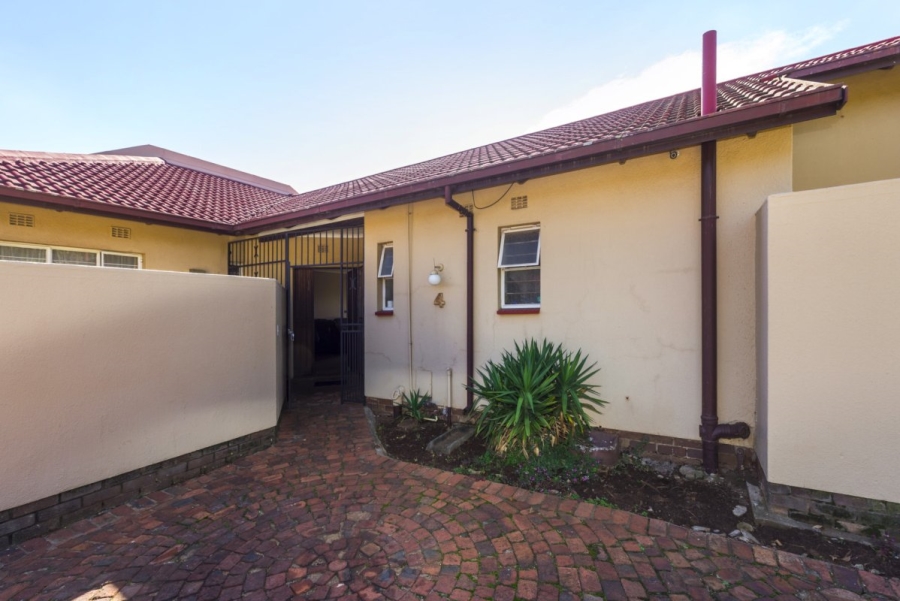 3 Bedroom Property for Sale in Simmerfield Gauteng