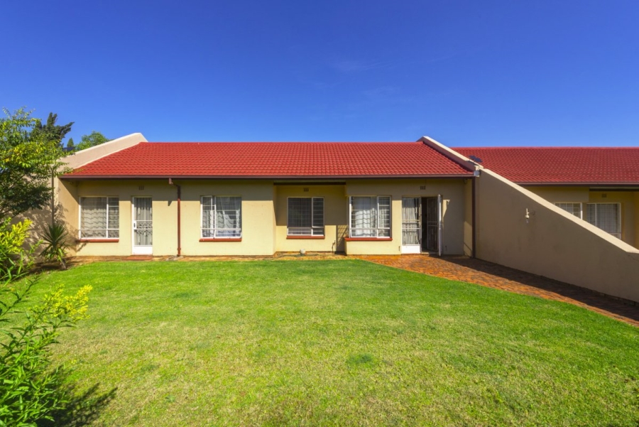 3 Bedroom Property for Sale in Simmerfield Gauteng