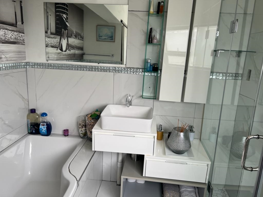 To Let 4 Bedroom Property for Rent in Kyalami Gauteng