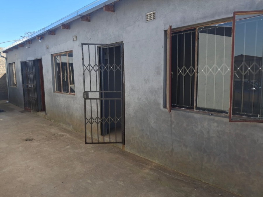 To Let  Bedroom Property for Rent in Drieziek Gauteng