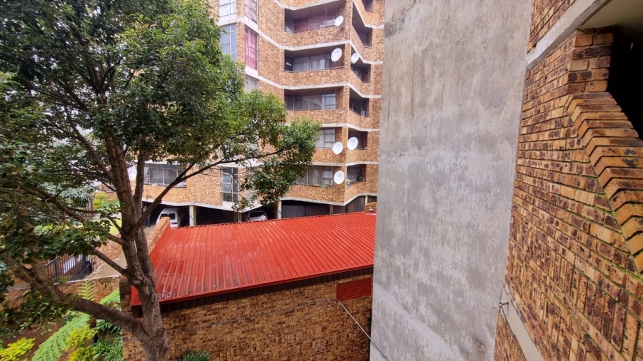 2 Bedroom Property for Sale in Pretoria North Gauteng