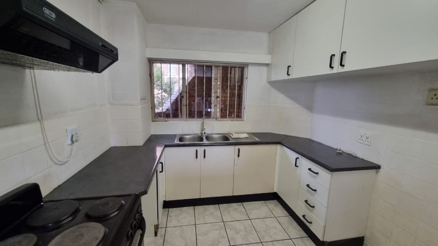 2 Bedroom Property for Sale in Pretoria North Gauteng