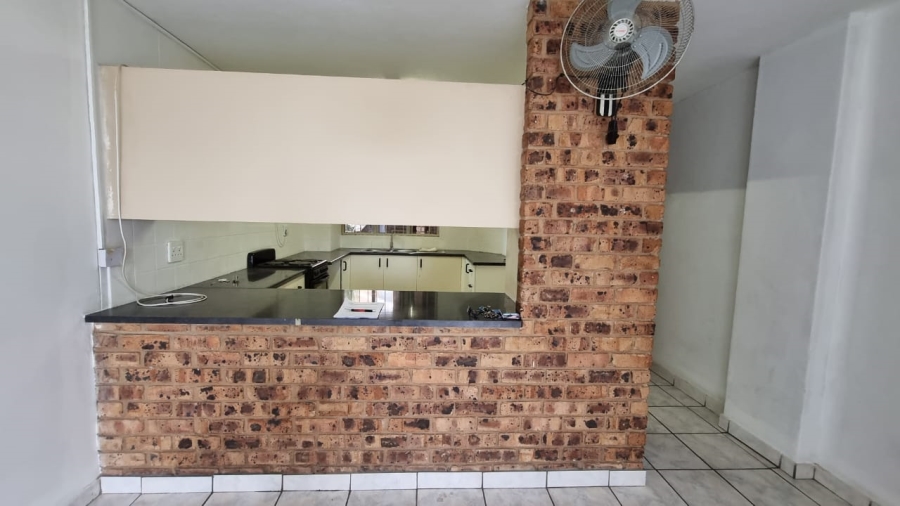 2 Bedroom Property for Sale in Pretoria North Gauteng