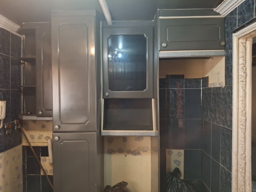 Bedroom Property for Sale in Protea Glen Gauteng