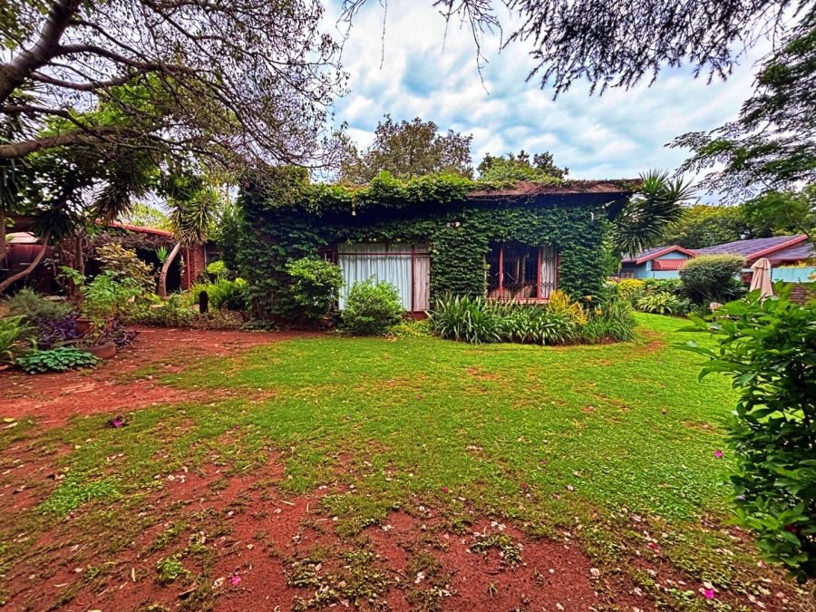 3 Bedroom Property for Sale in Eldoraigne Gauteng