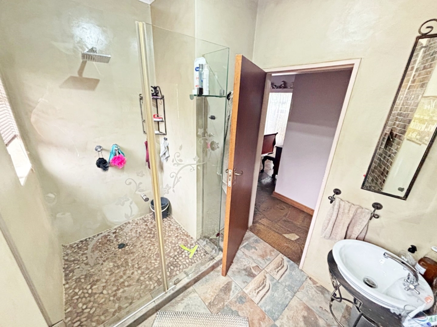 3 Bedroom Property for Sale in Eldoraigne Gauteng