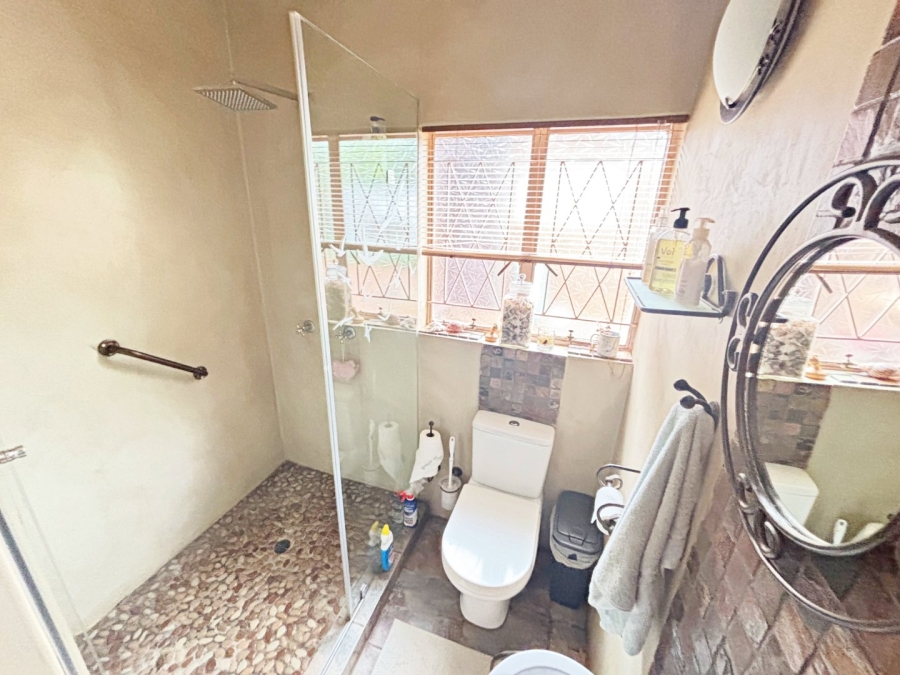 3 Bedroom Property for Sale in Eldoraigne Gauteng