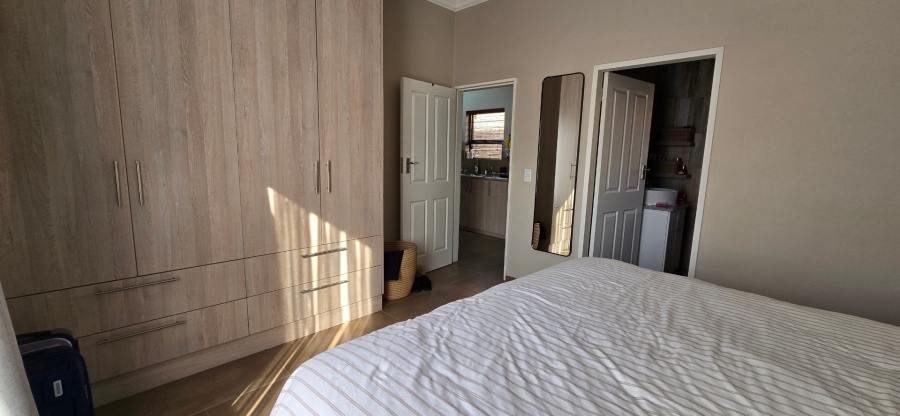 To Let 3 Bedroom Property for Rent in Raceview Gauteng