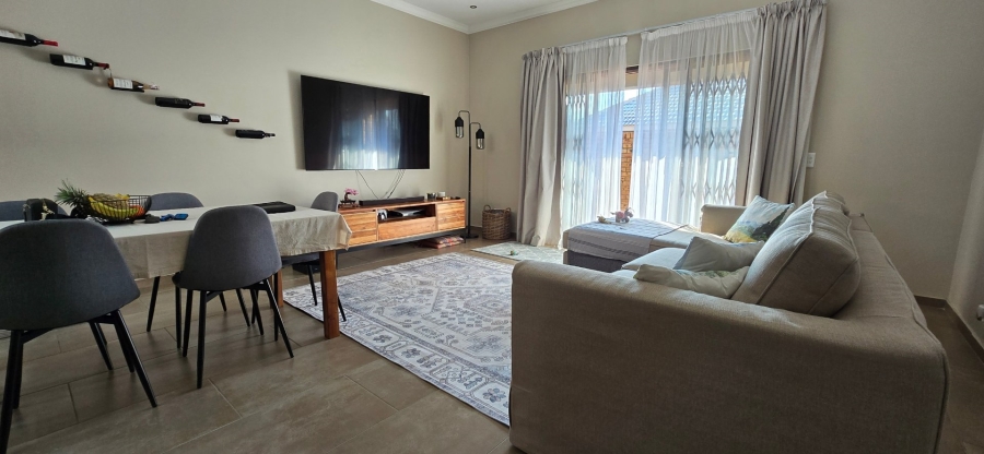 To Let 3 Bedroom Property for Rent in Raceview Gauteng