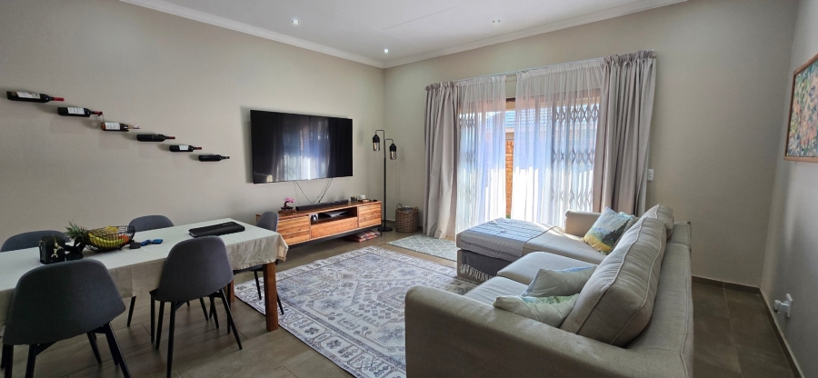 To Let 3 Bedroom Property for Rent in Raceview Gauteng