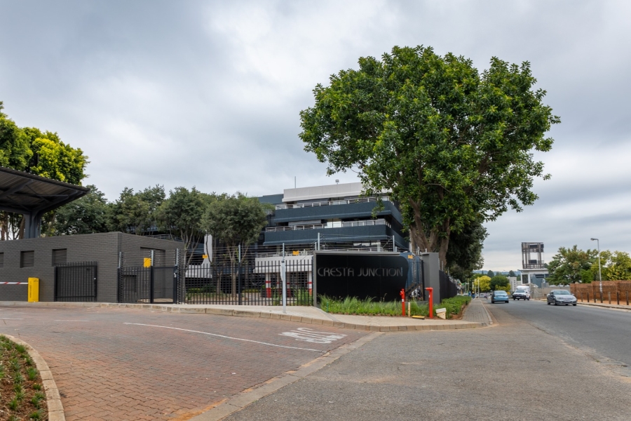 To Let commercial Property for Rent in Cresta Gauteng