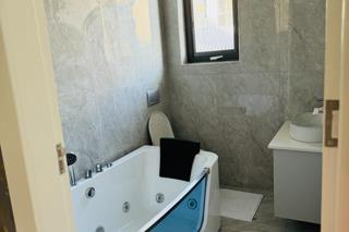 To Let 3 Bedroom Property for Rent in Blue Hills Gauteng