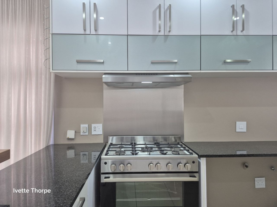 To Let 3 Bedroom Property for Rent in Bryanston Gauteng