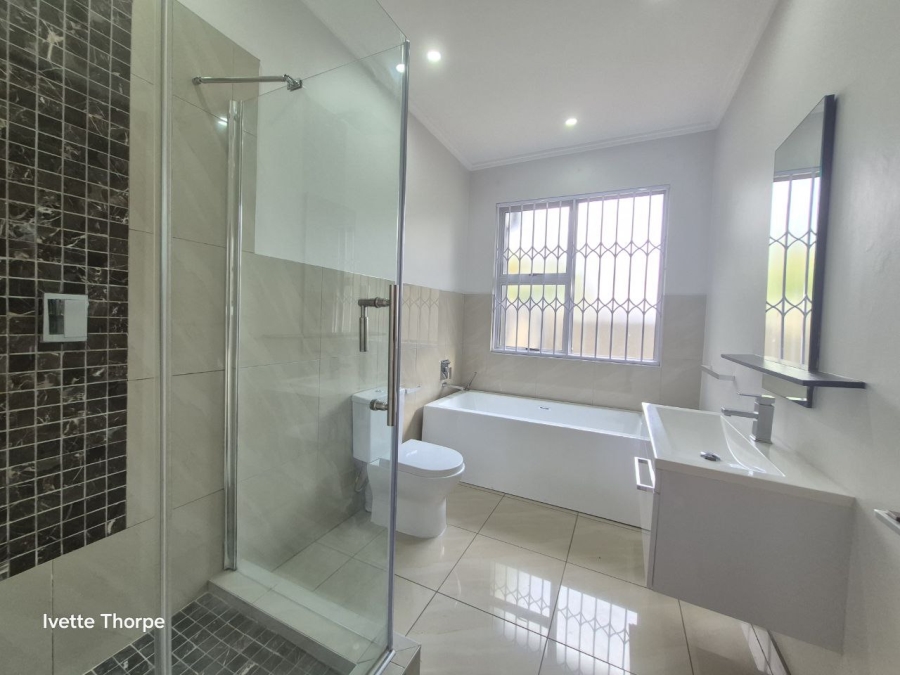 To Let 3 Bedroom Property for Rent in Bryanston Gauteng