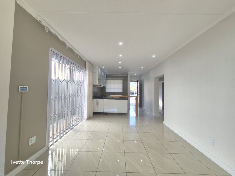 To Let 3 Bedroom Property for Rent in Bryanston Gauteng