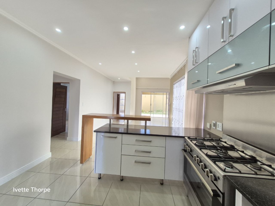 To Let 3 Bedroom Property for Rent in Bryanston Gauteng
