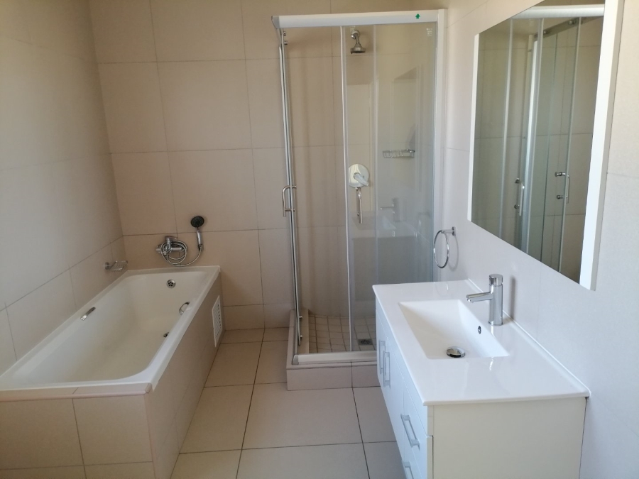 2 Bedroom Property for Sale in Lilianton Gauteng