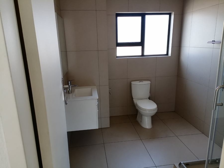 2 Bedroom Property for Sale in Lilianton Gauteng