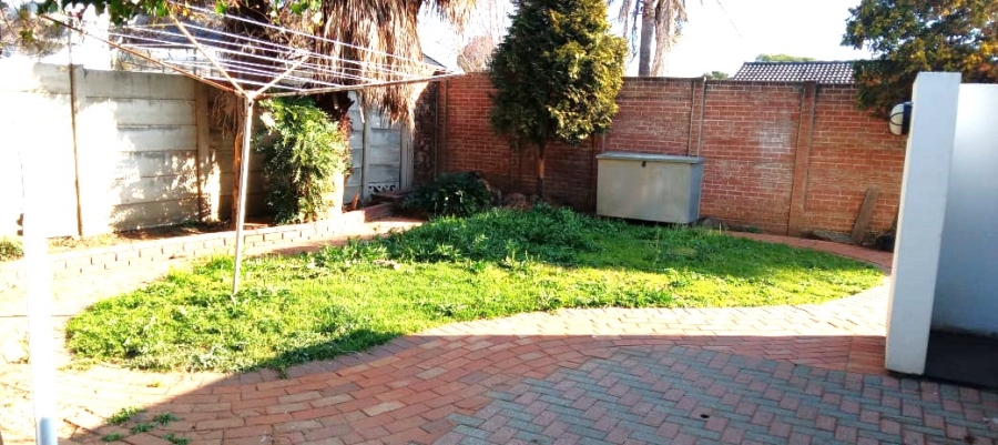 To Let 3 Bedroom Property for Rent in Ormonde Gauteng