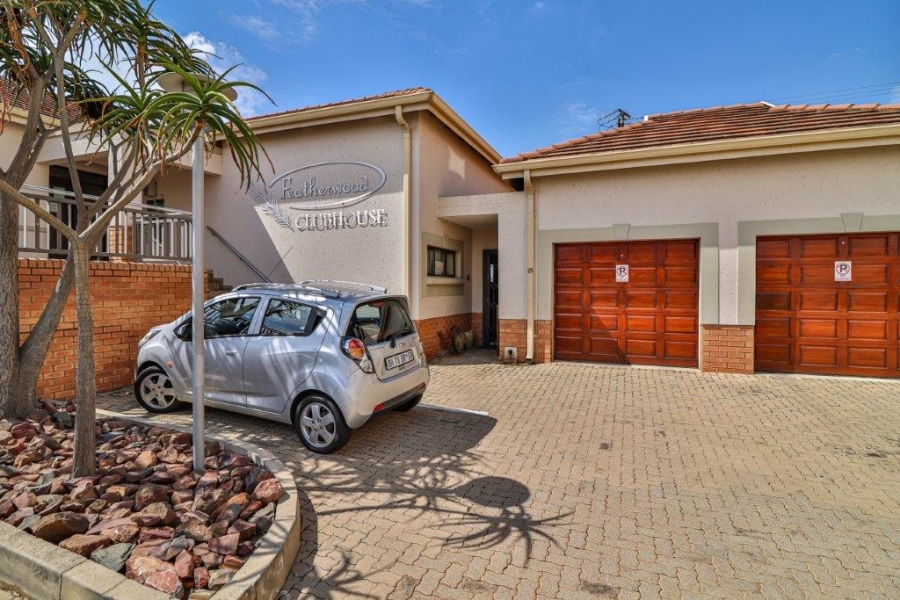 2 Bedroom Property for Sale in Featherwood Retirement Estate Gauteng