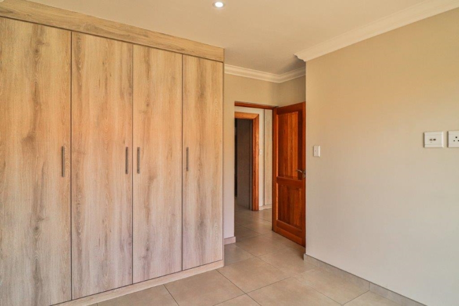 2 Bedroom Property for Sale in Featherwood Retirement Estate Gauteng