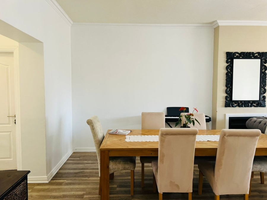 3 Bedroom Property for Sale in Greenstone Hill Gauteng