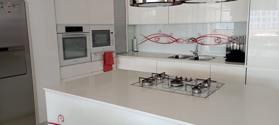 To Let 3 Bedroom Property for Rent in Sandown Gauteng