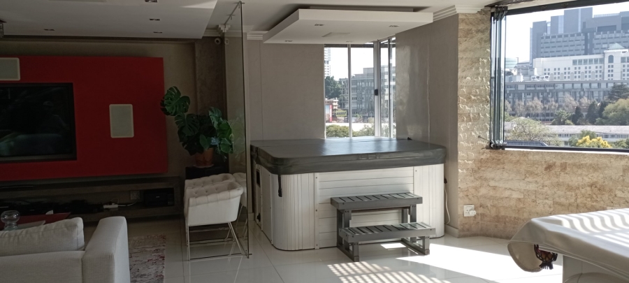 To Let 3 Bedroom Property for Rent in Sandown Gauteng