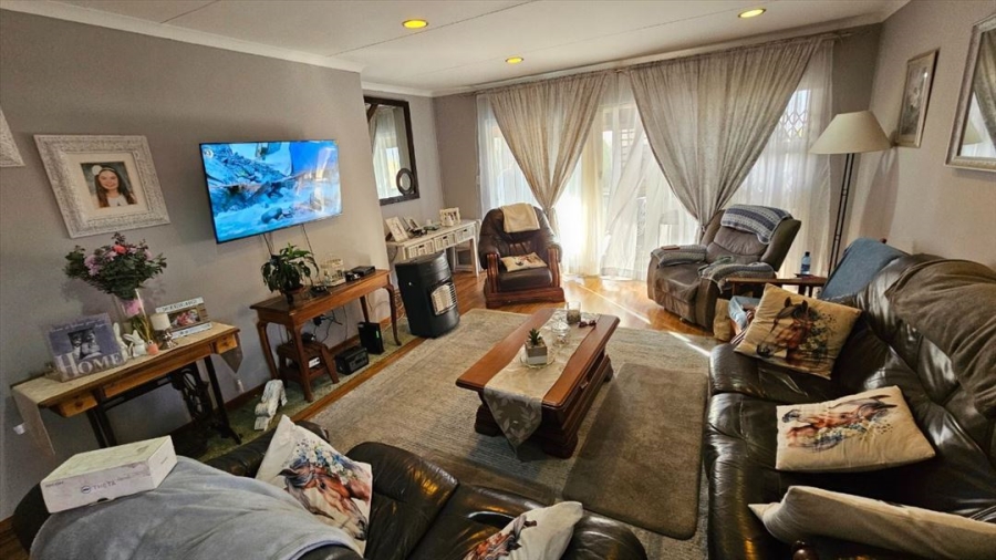 2 Bedroom Property for Sale in Terenure Gauteng