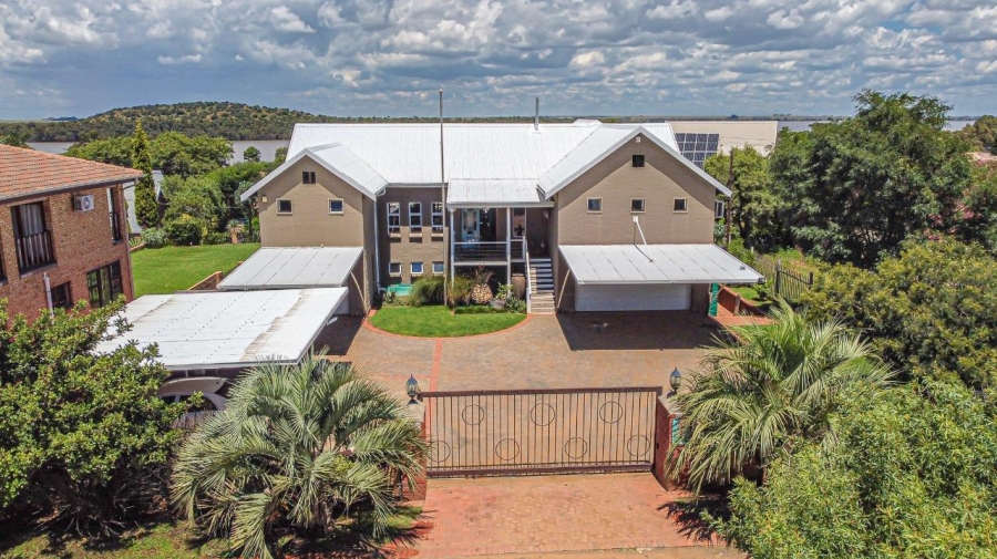 4 Bedroom Property for Sale in Vaal Marina Gauteng