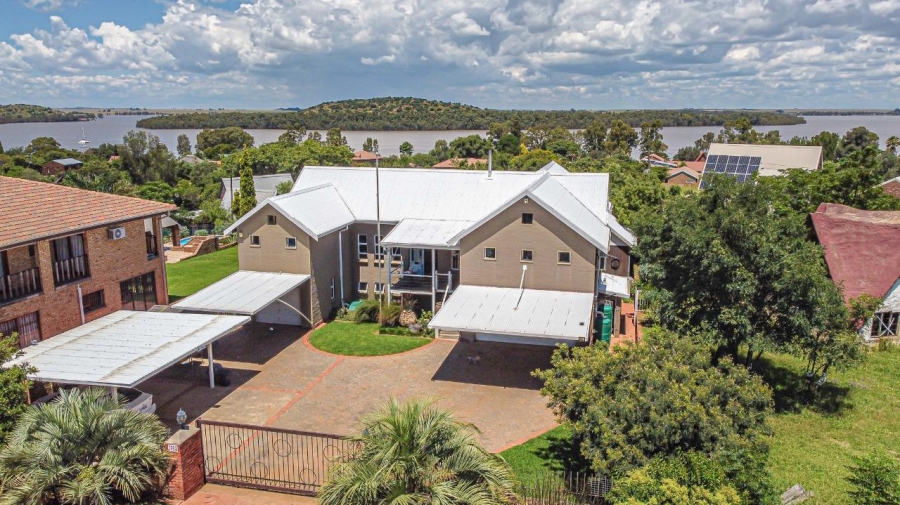 4 Bedroom Property for Sale in Vaal Marina Gauteng
