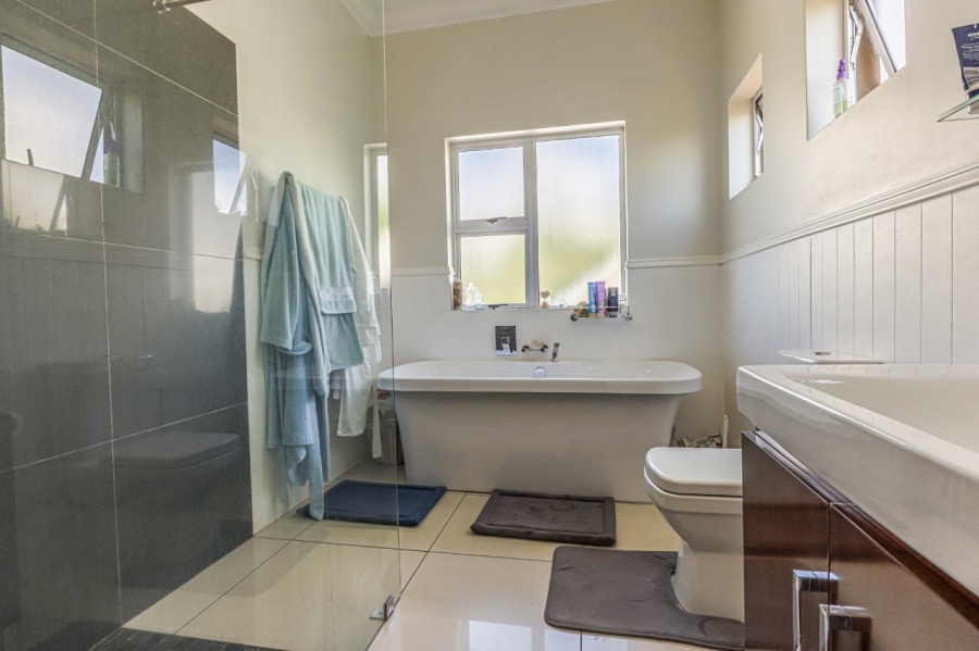 4 Bedroom Property for Sale in Vaal Marina Gauteng