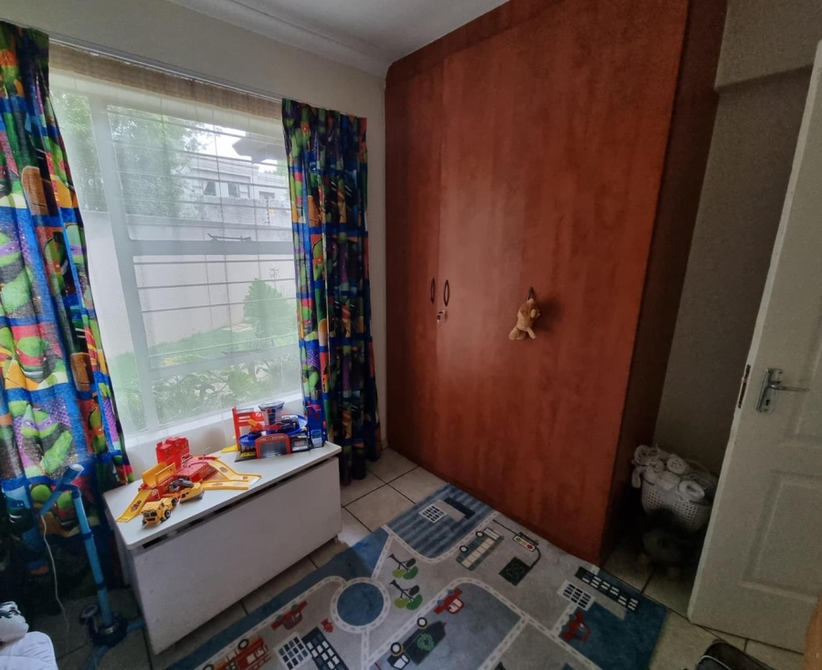 4 Bedroom Property for Sale in Glen Marais Gauteng