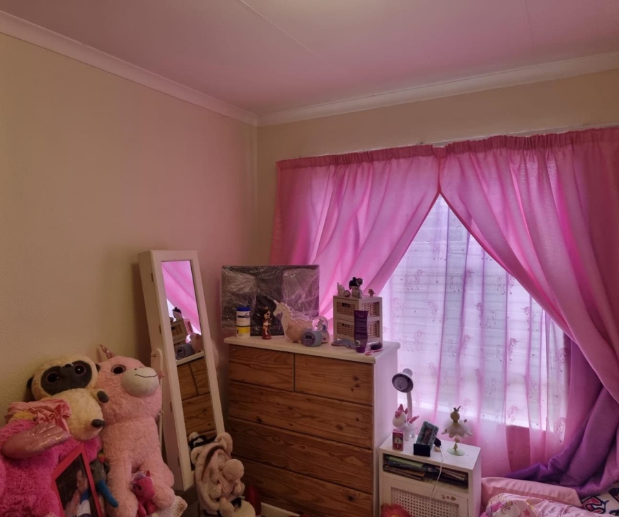4 Bedroom Property for Sale in Glen Marais Gauteng