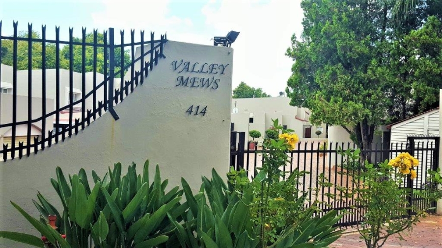 To Let 3 Bedroom Property for Rent in Faerie Glen Gauteng