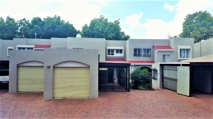 To Let 3 Bedroom Property for Rent in Faerie Glen Gauteng