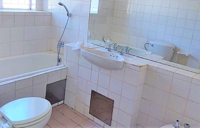 To Let 3 Bedroom Property for Rent in Faerie Glen Gauteng
