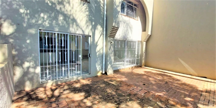 To Let 3 Bedroom Property for Rent in Faerie Glen Gauteng