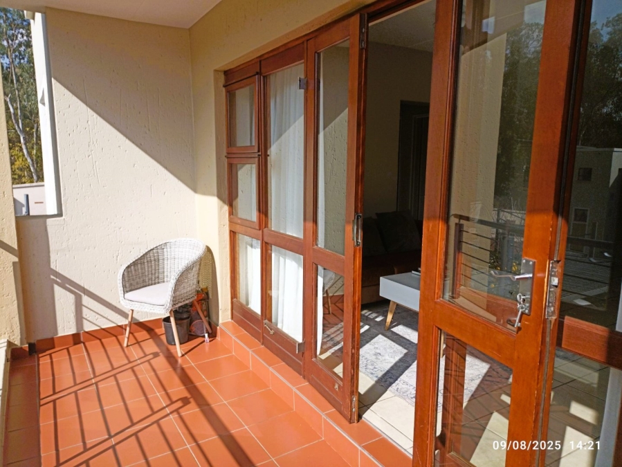 To Let 2 Bedroom Property for Rent in Douglasdale Gauteng