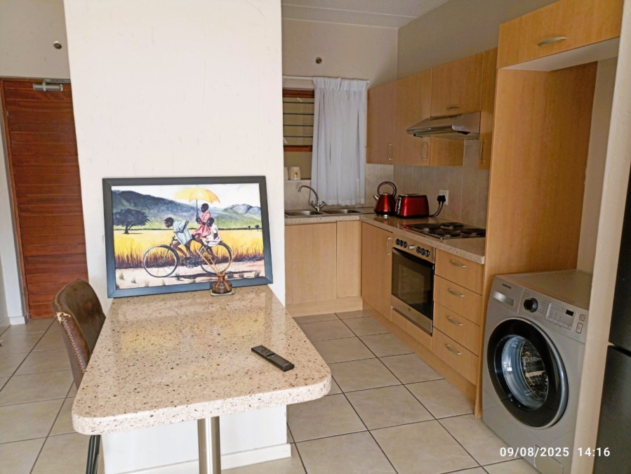 To Let 2 Bedroom Property for Rent in Douglasdale Gauteng