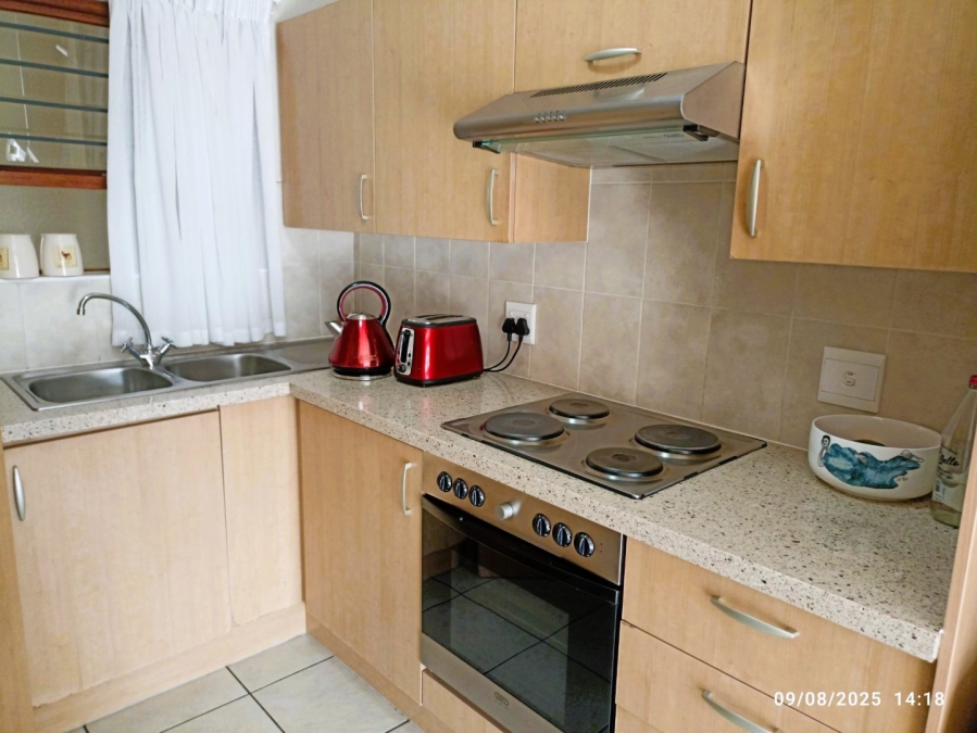 To Let 2 Bedroom Property for Rent in Douglasdale Gauteng